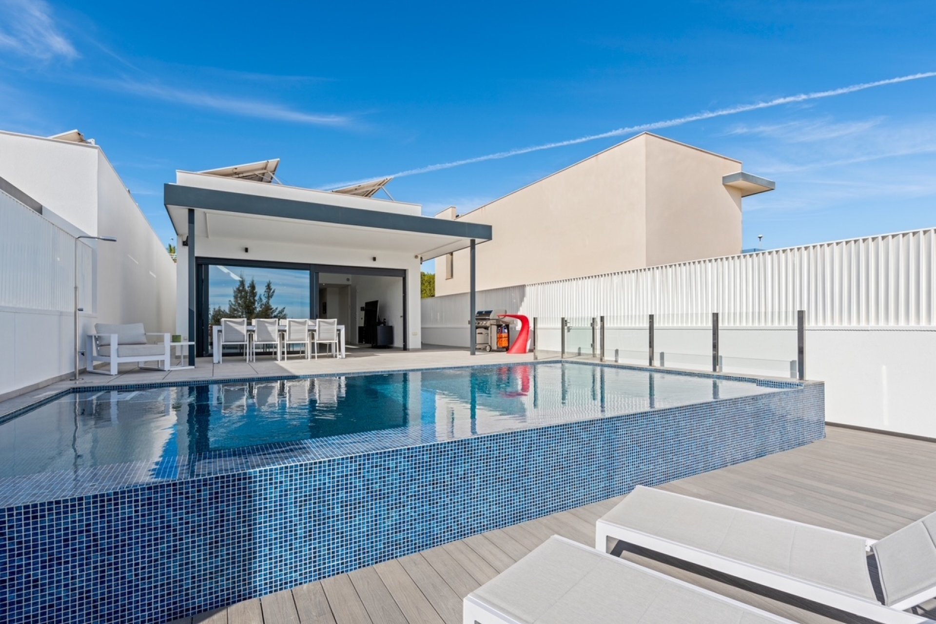 Revente - Villa -
San Miguel de Salinas - Inland