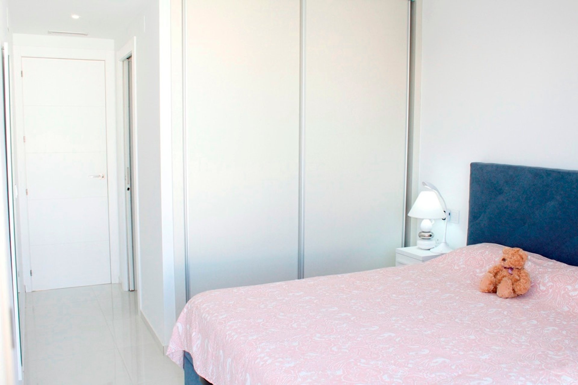 Revente - Villa -
San Miguel de Salinas - Inland