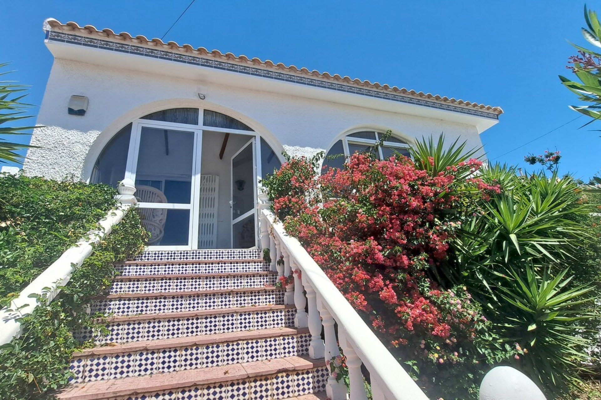 Revente - Villa -
San Miguel de Salinas - Inland