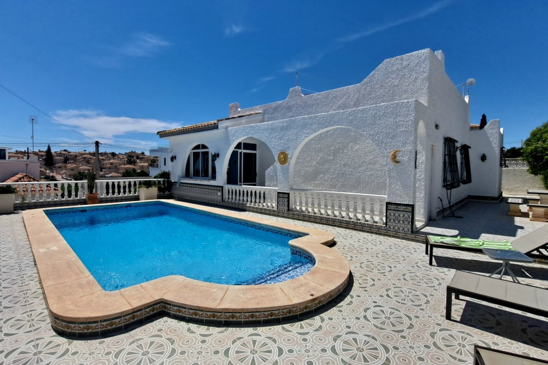 Revente - Villa -
San Miguel de Salinas - Inland