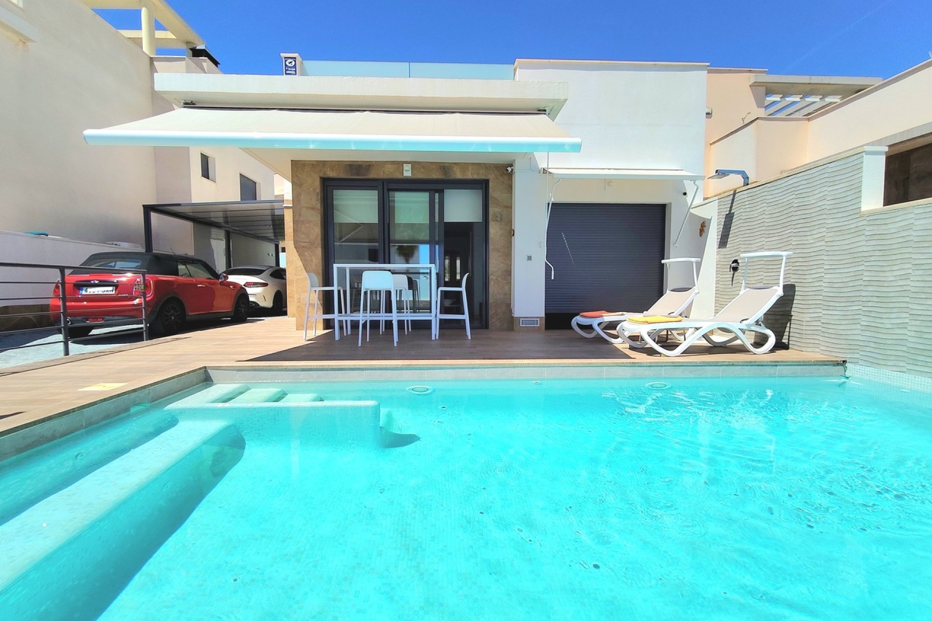 Revente - Villa -
San Miguel de Salinas - Inland