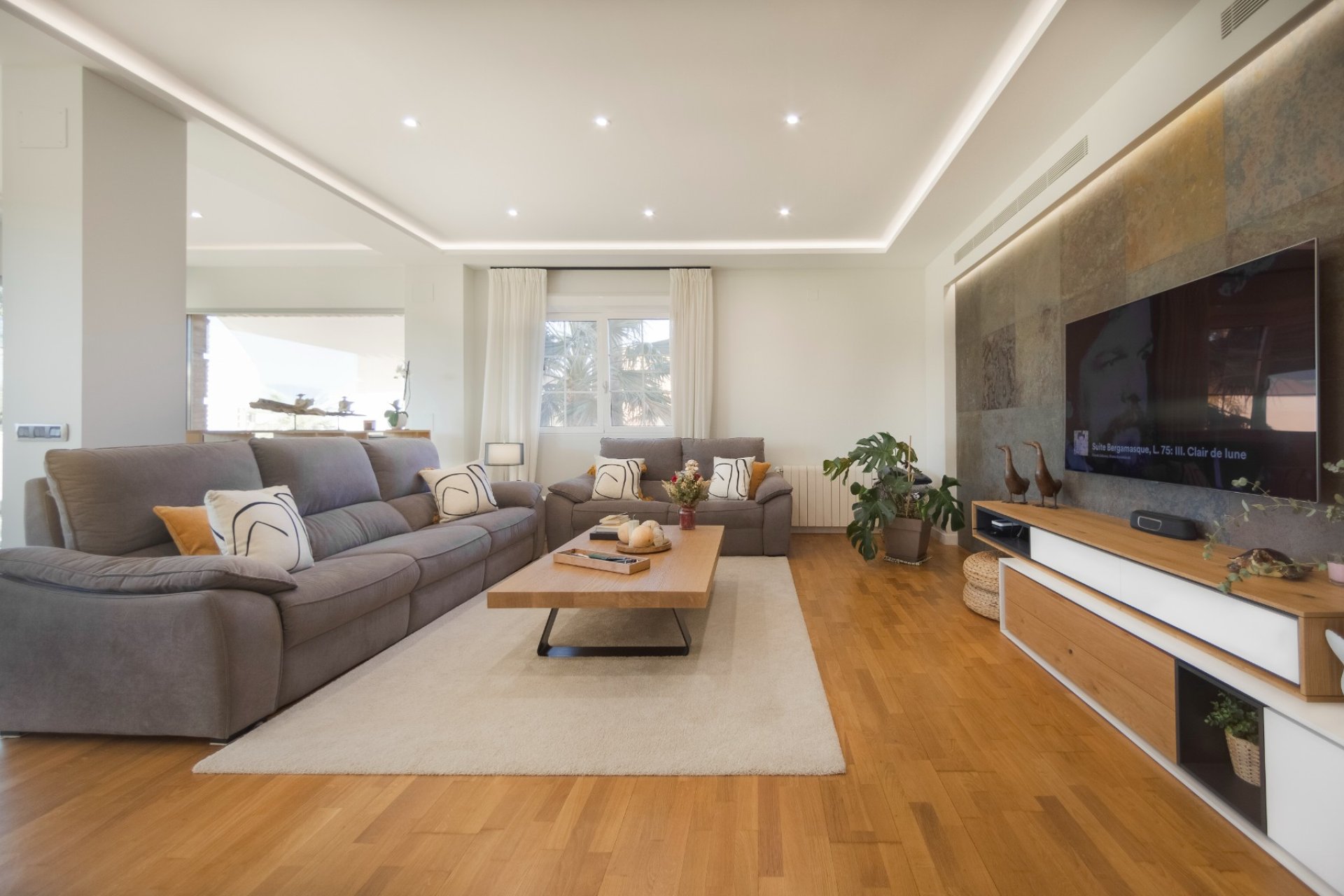 Revente - Villa -
San Vicente del Raspeig - Inland