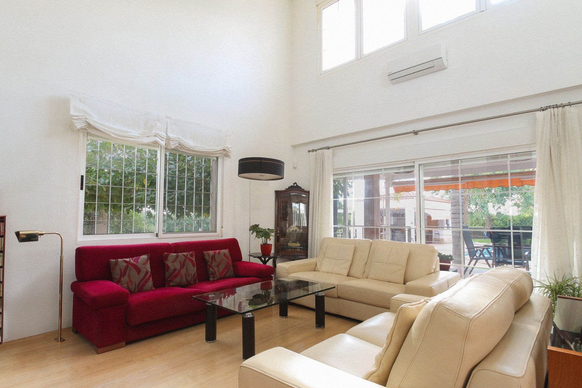 Revente - Villa -
San Vicente del Raspeig - Inland