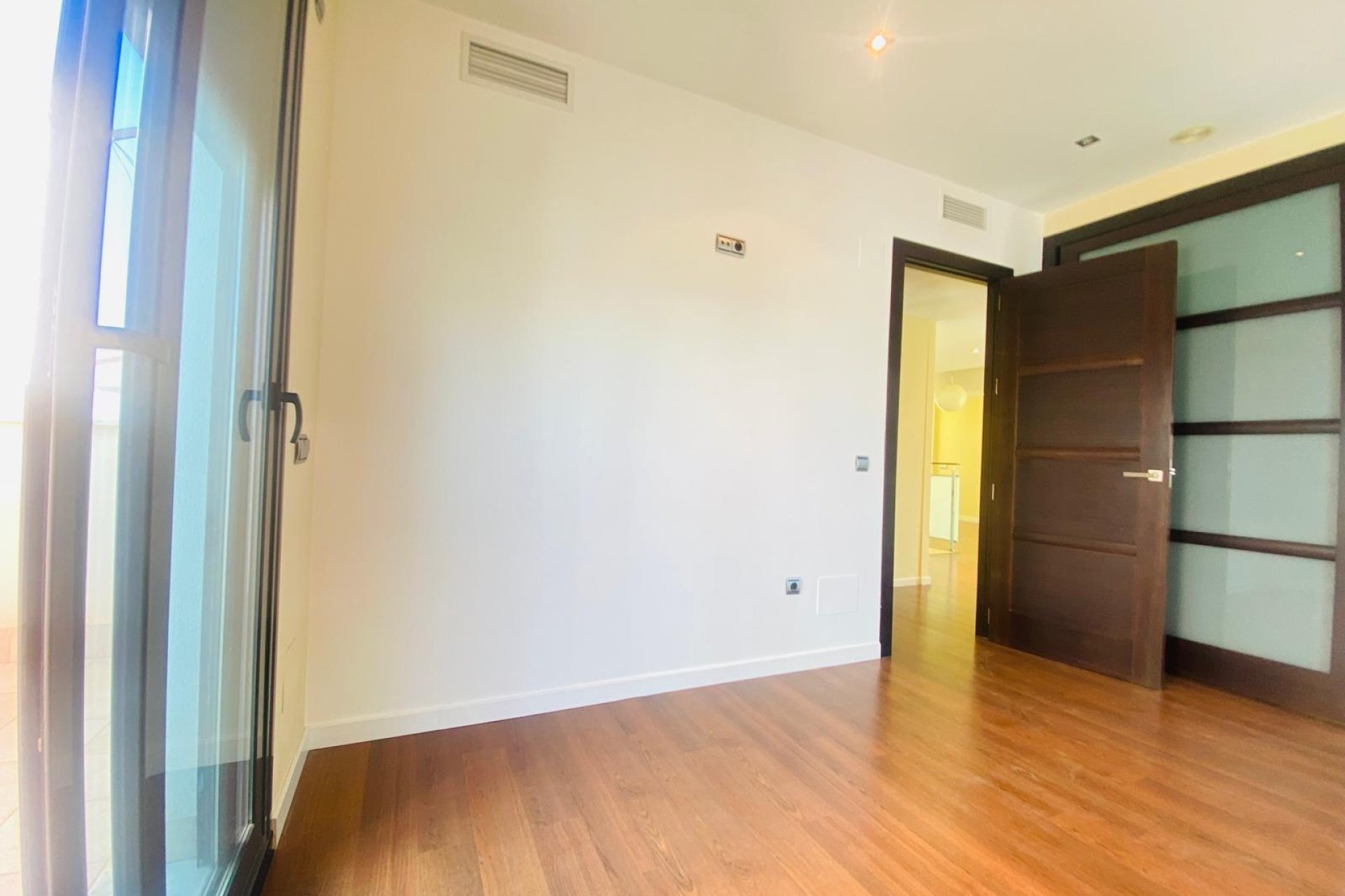 Revente - Villa -
Santiago de la Ribera - San Blas