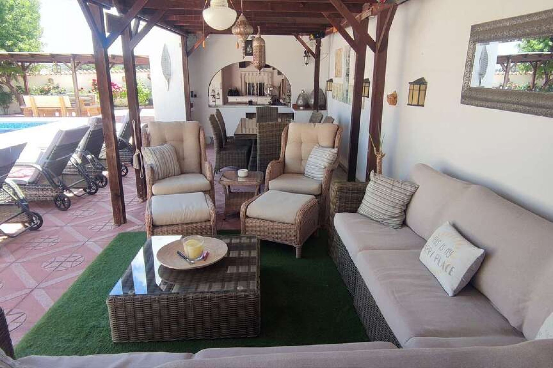 Revente - Villa -
Sax - Inland