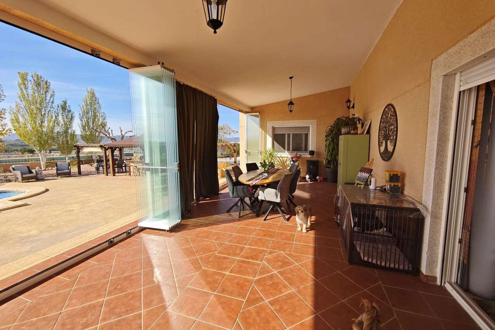 Revente - Villa -
Sax - Inland