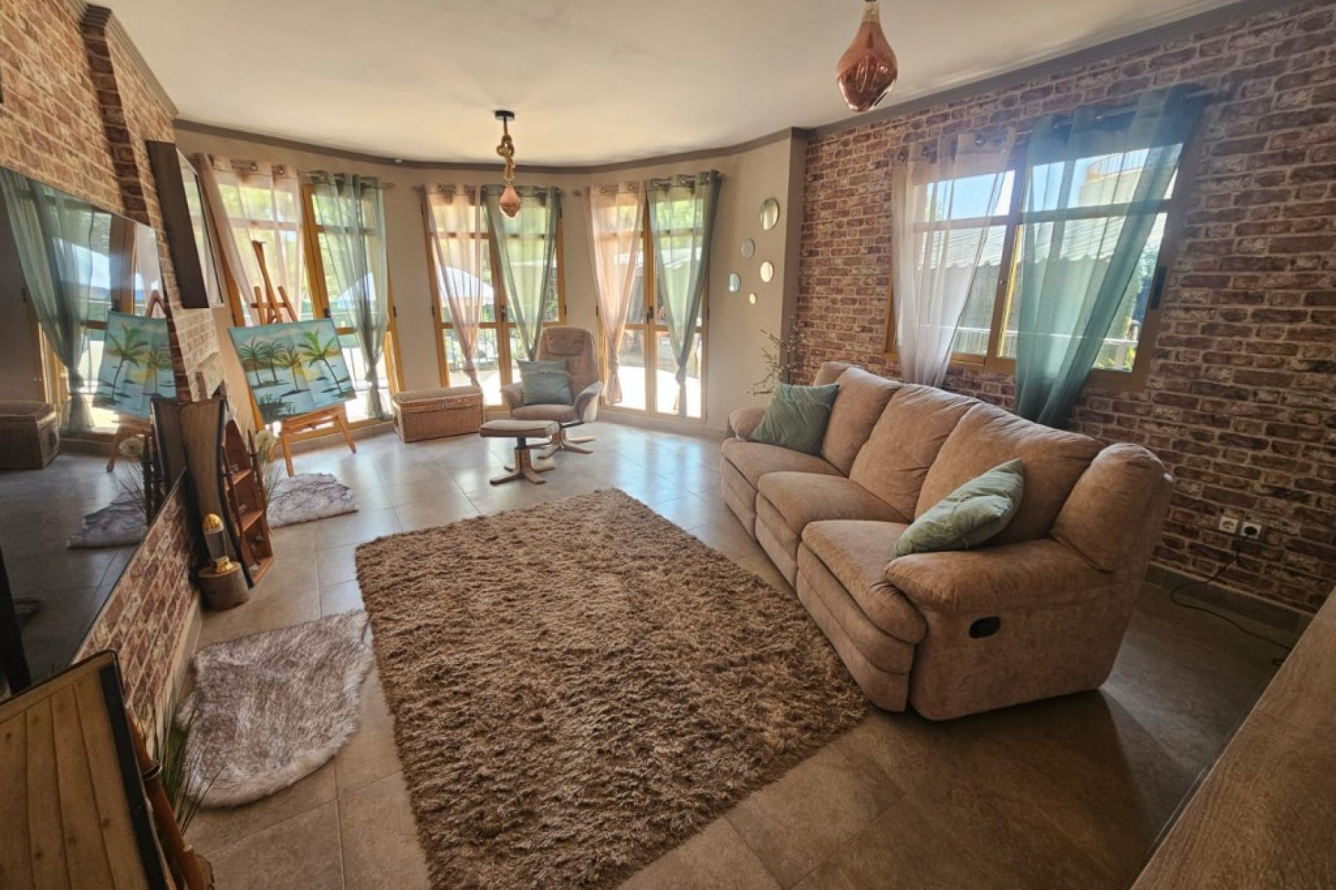 Revente - Villa -
Sierra Cortina - Inland