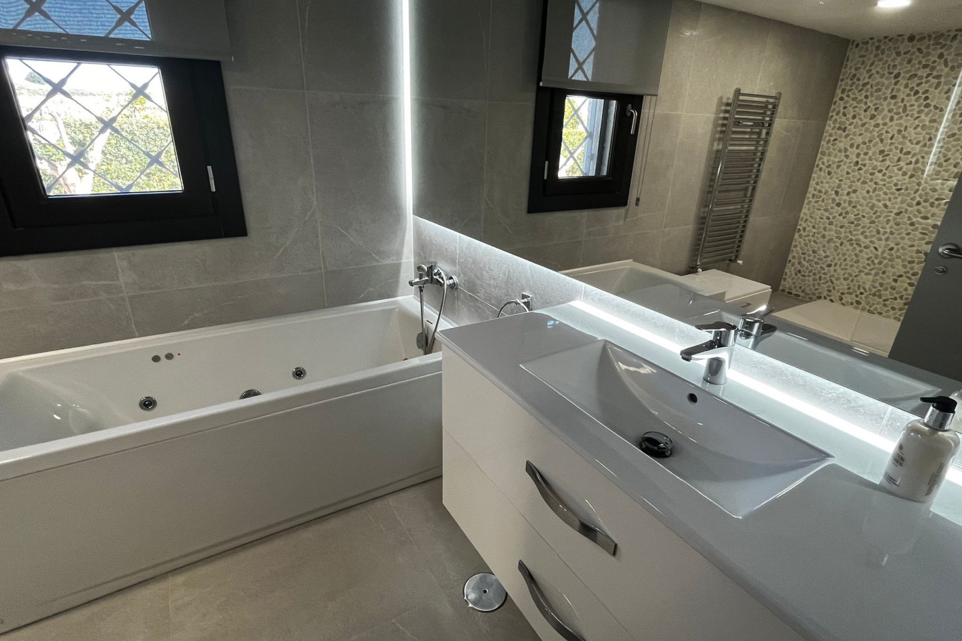 Revente - Villa -
Sucina - Inland