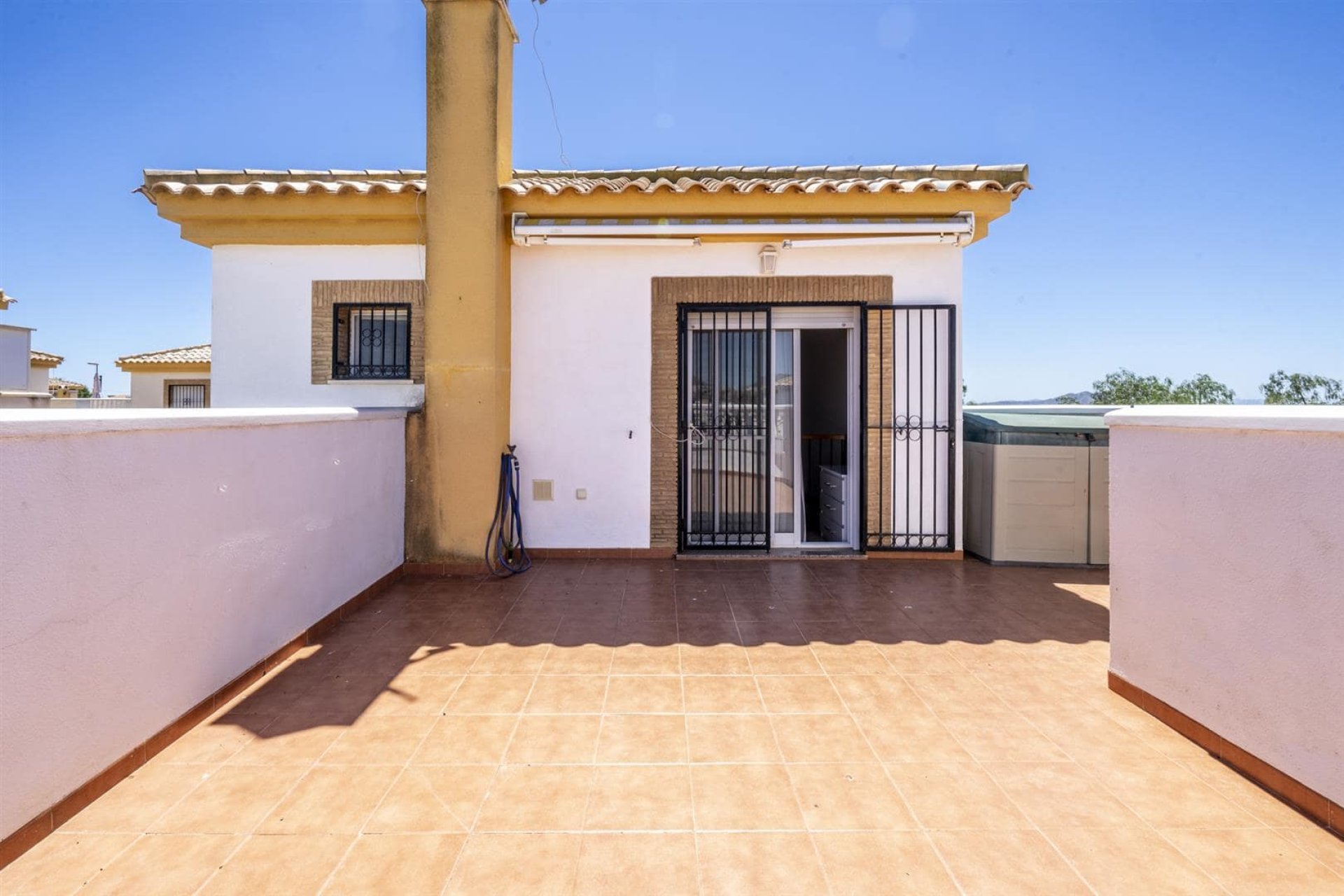 Revente - Villa -
Sucina - Inland