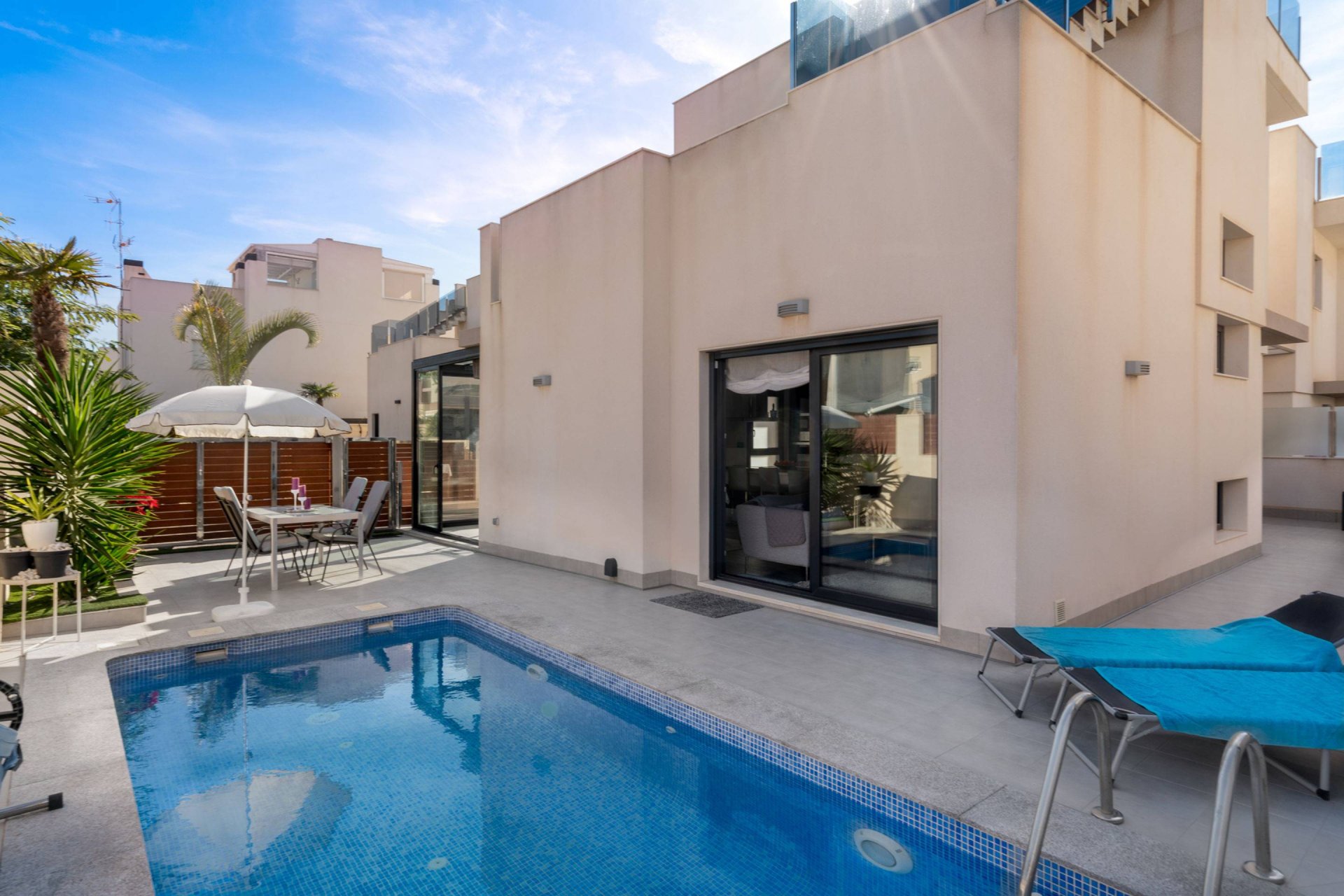 Revente - Villa -
Torrevieja - Aguas Nuevas 2