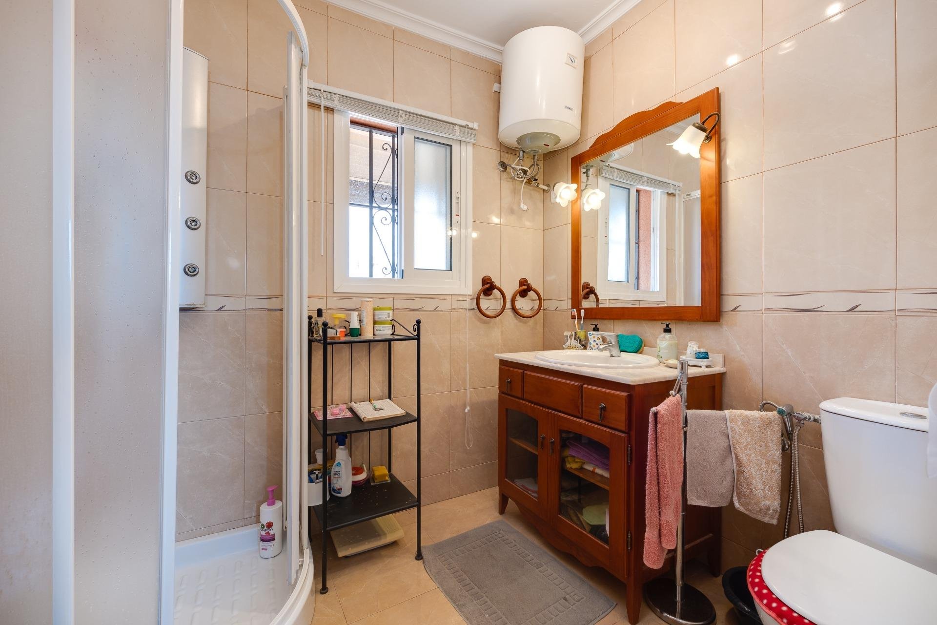 Revente - Villa -
Torrevieja - Aguas Nuevas