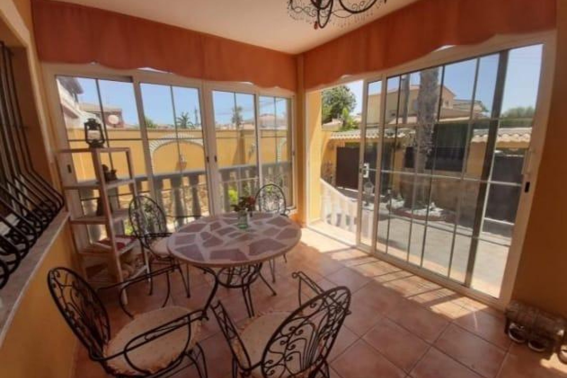 Revente - Villa -
Torrevieja - Aguas Nuevas