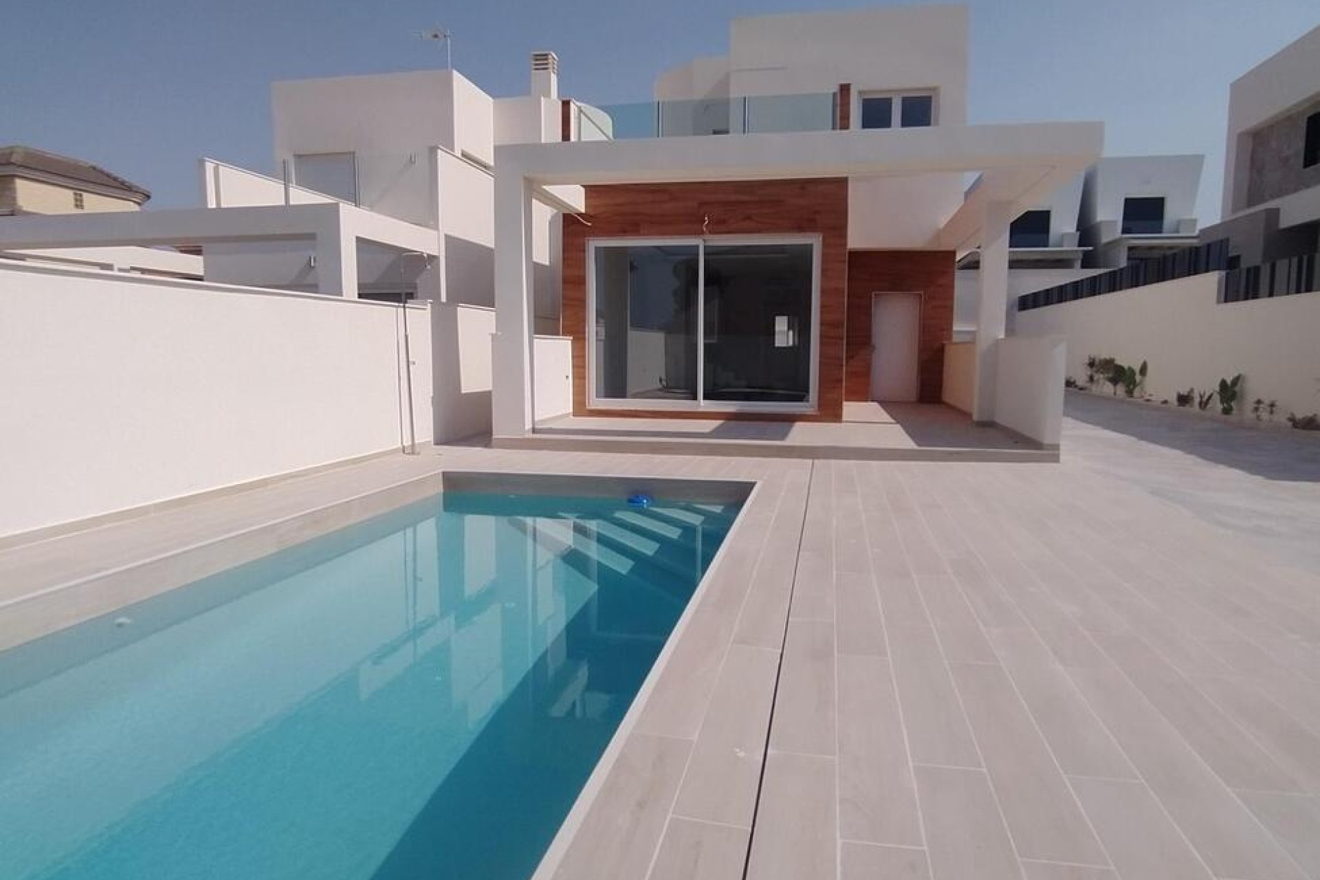 Revente - Villa -
Torrevieja - Aguas Nuevas