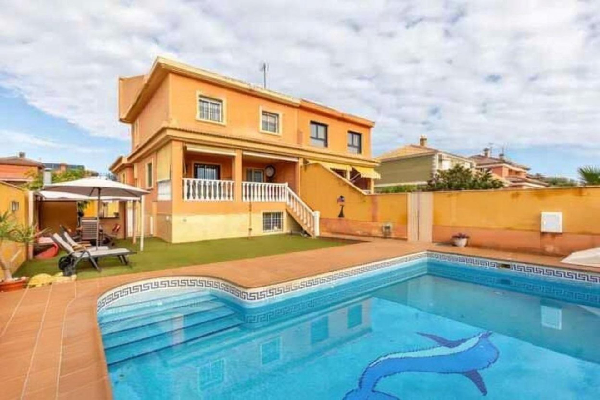 Revente - Villa -
Torrevieja - Aguas Nuevas