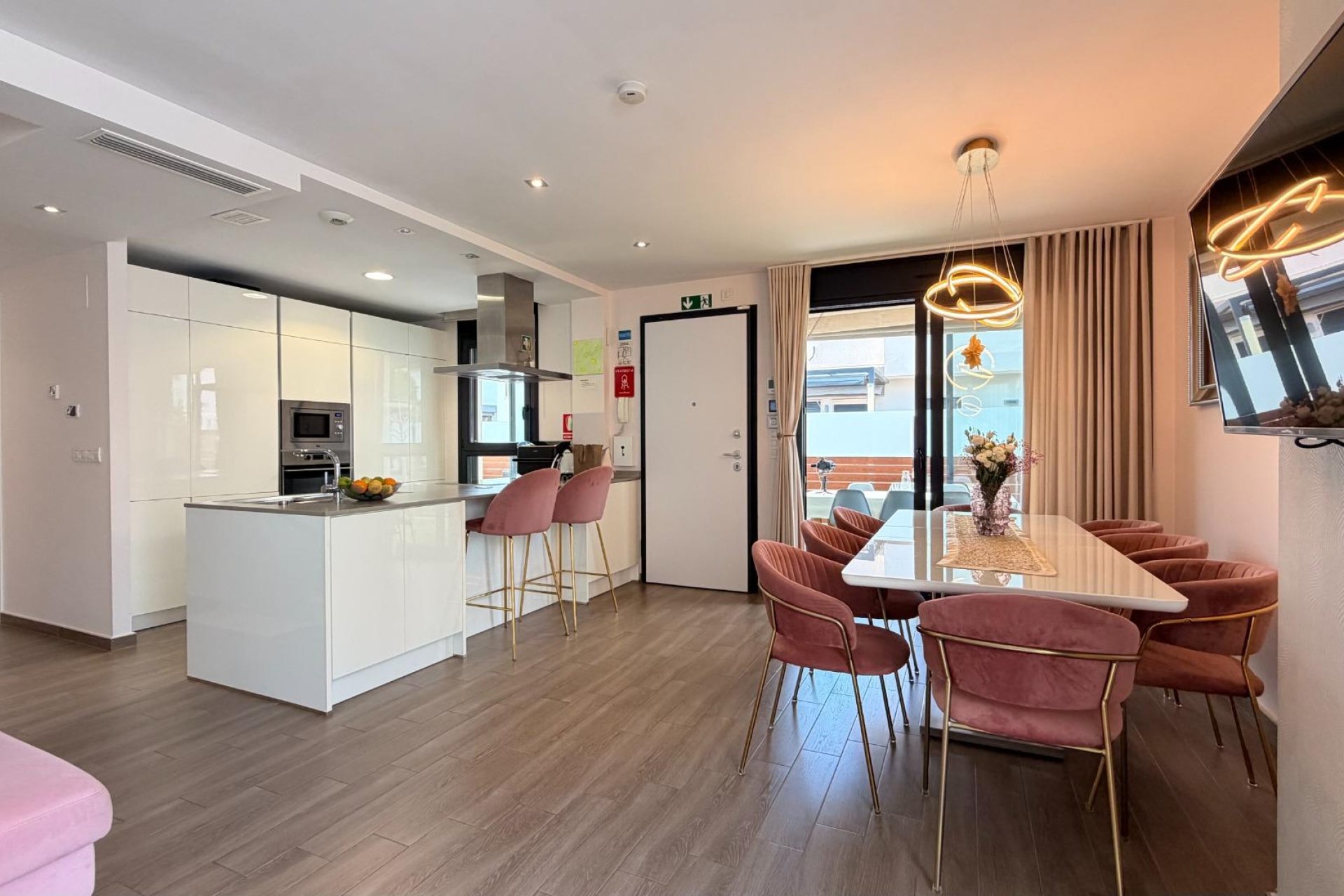 Revente - Villa -
Torrevieja - Aguas Nuevas