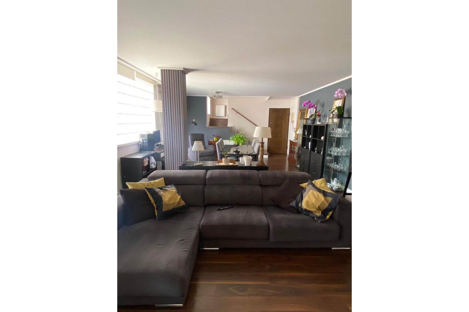 Revente - Villa -
Torrevieja - Centro - Muelle Pesquero