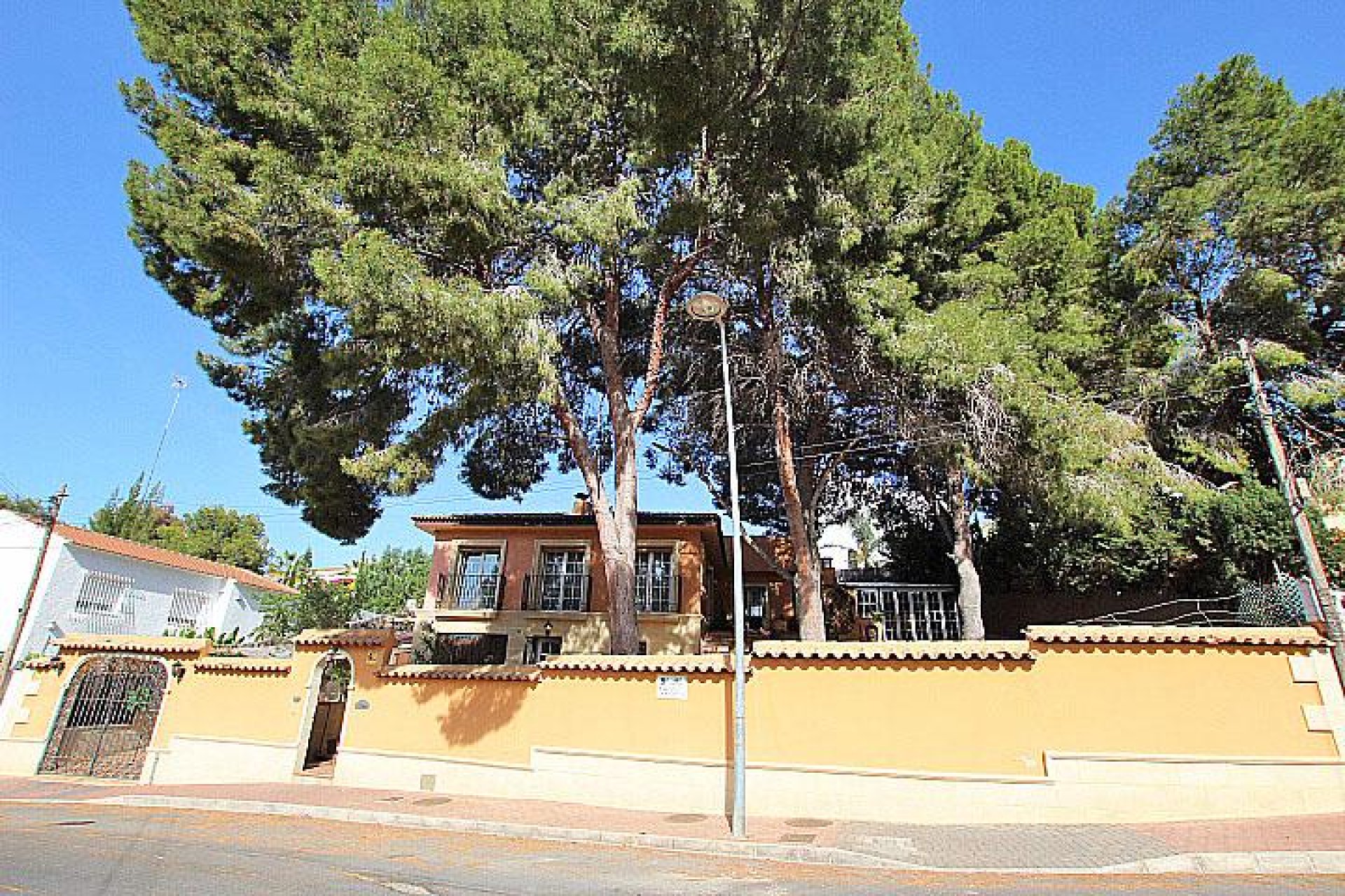 Revente - Villa -
Torrevieja - Costa Blanca