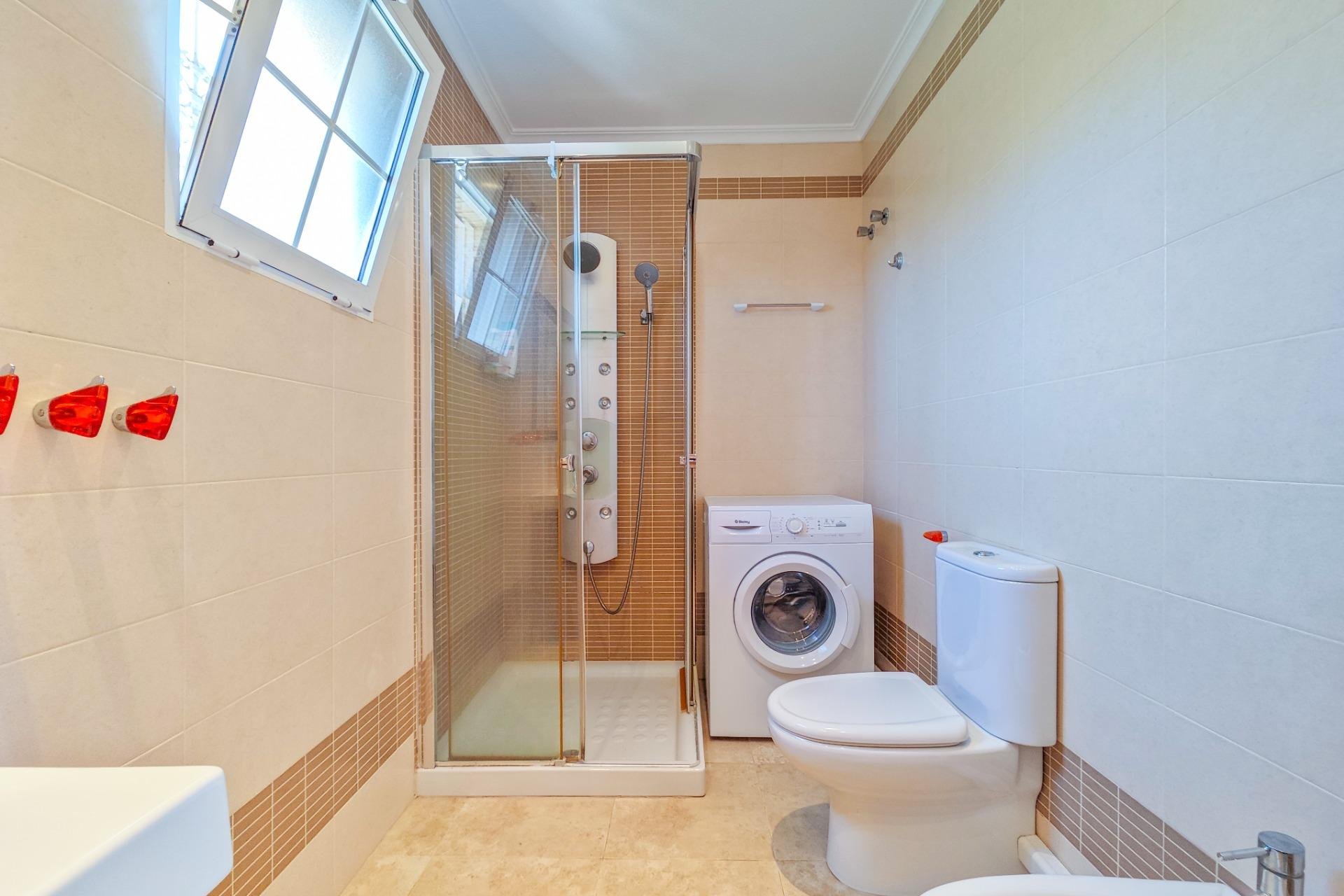 Revente - Villa -
Torrevieja - La Mata