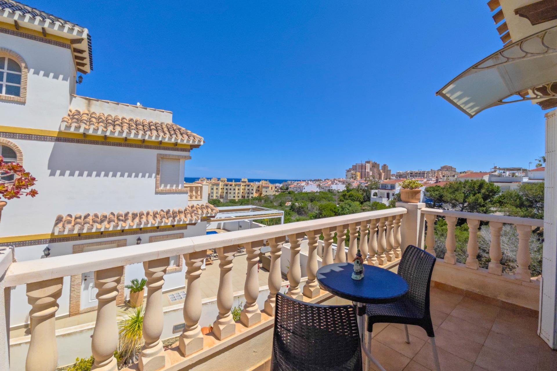 Revente - Villa -
Torrevieja - La Mata