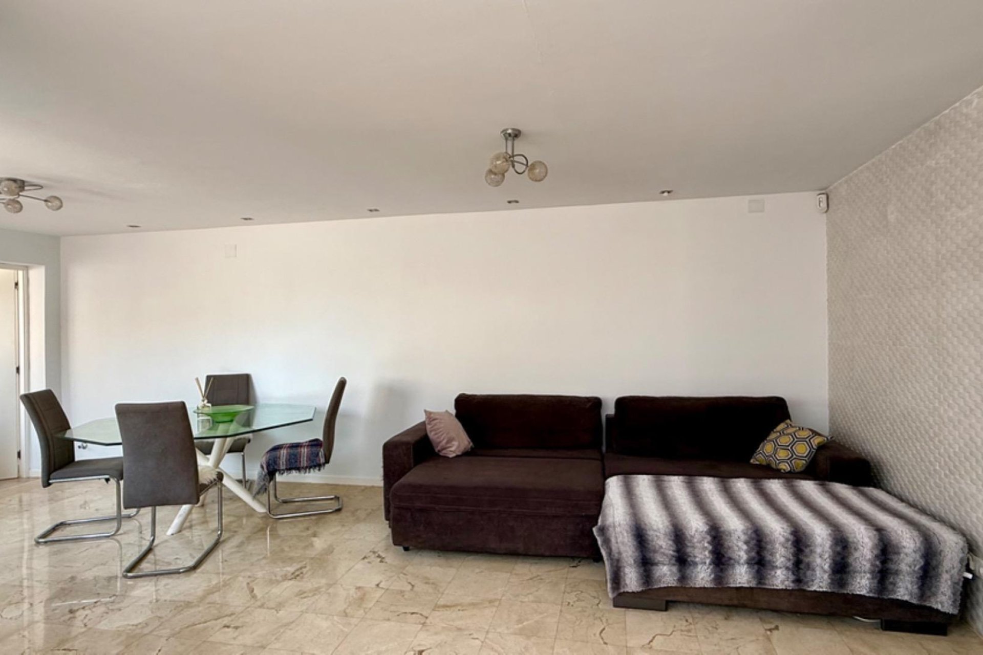 Revente - Villa -
Torrevieja - Los Frutales