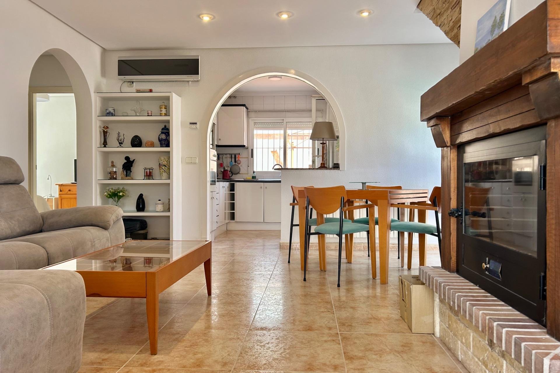 Revente - Villa -
Torrevieja - San Luis