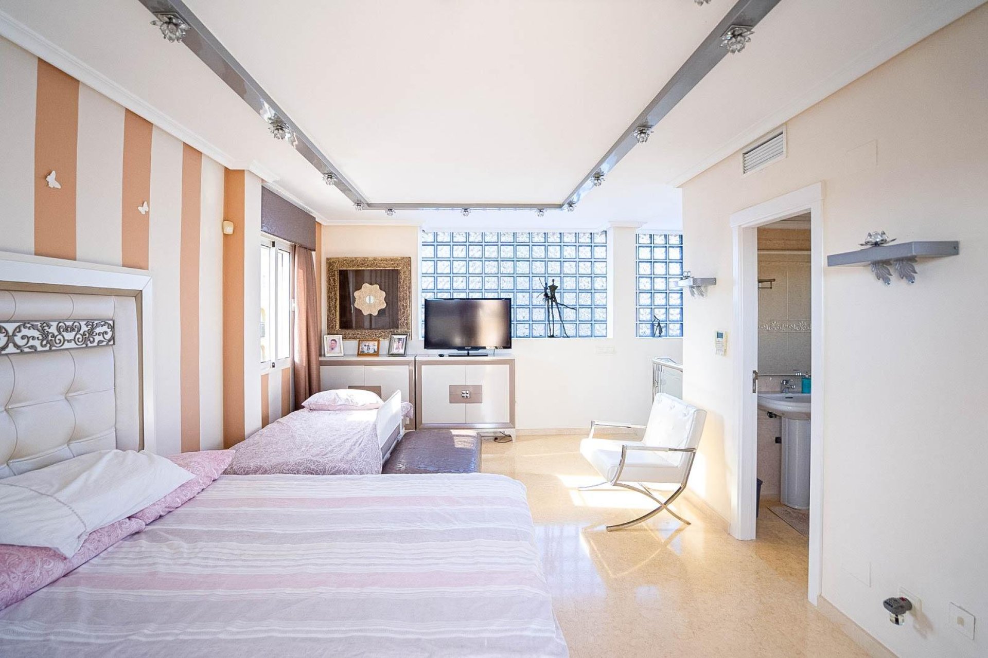 Revente - Villa -
Torrevieja - Torre La Mata