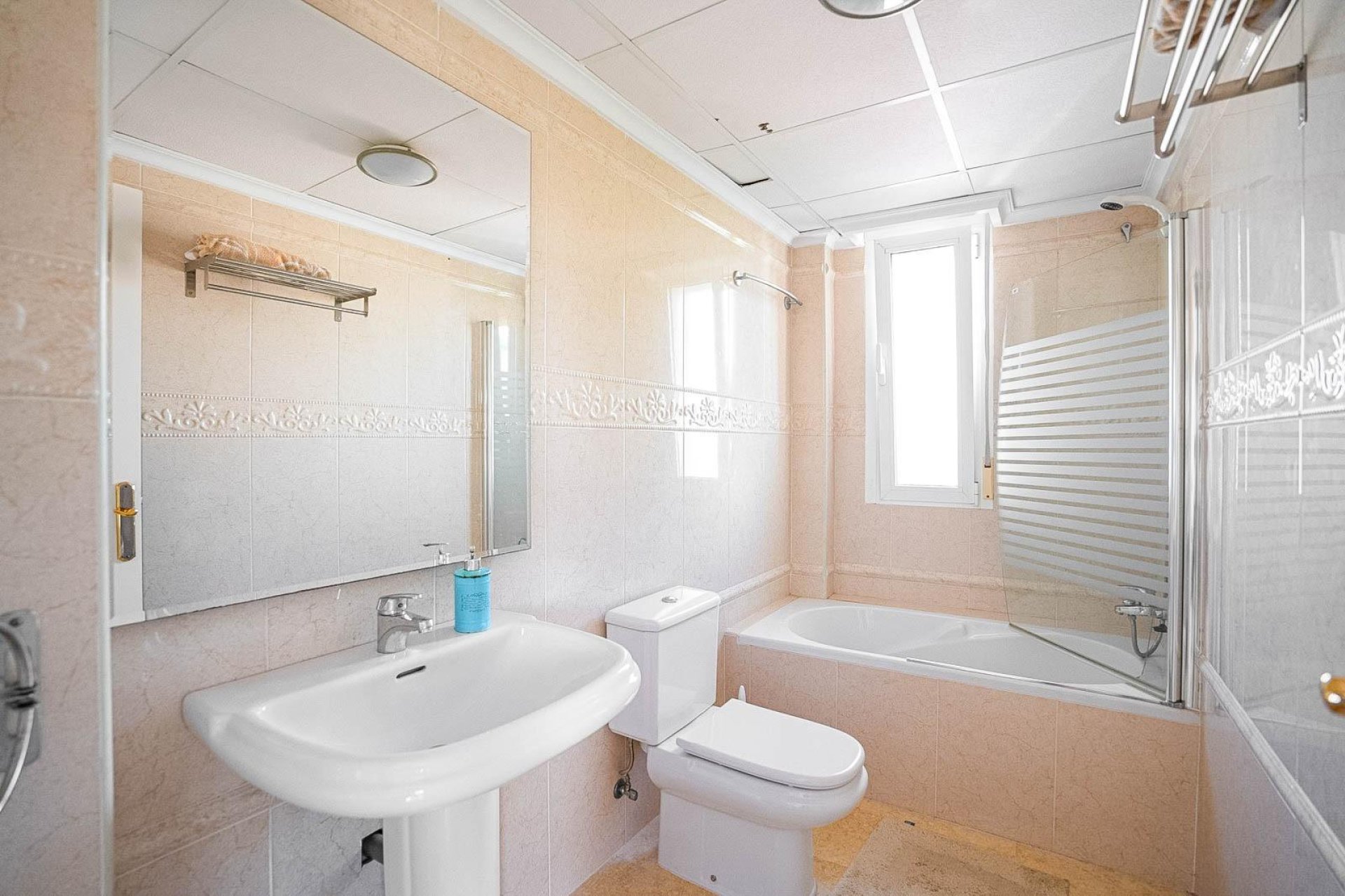 Revente - Villa -
Torrevieja - Torre La Mata