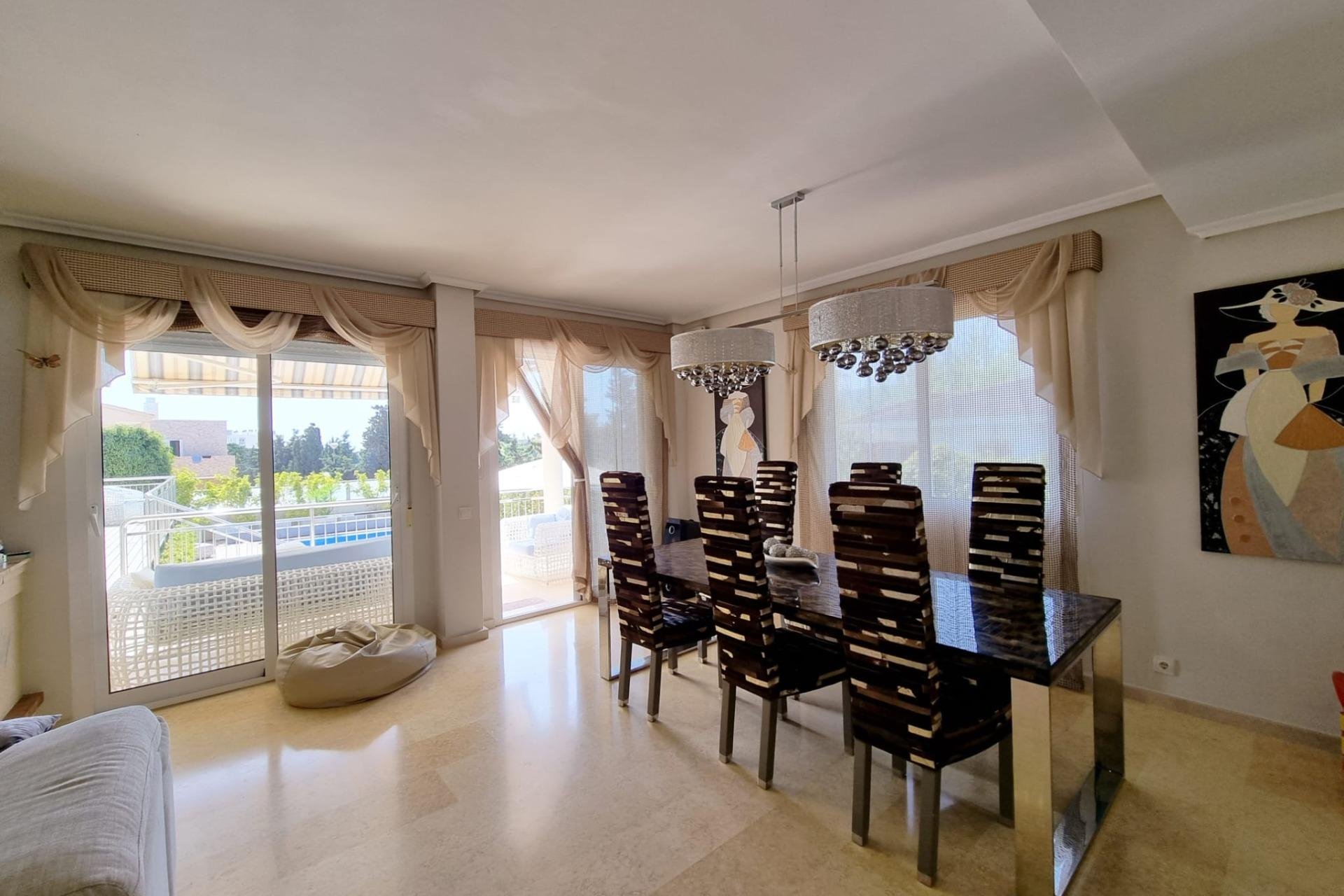 Revente - Villa -
Torrevieja - Torre La Mata