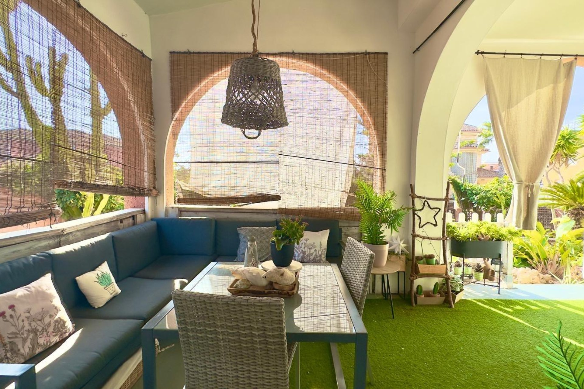 Revente - Villa -
Torrevieja - Torreblanca