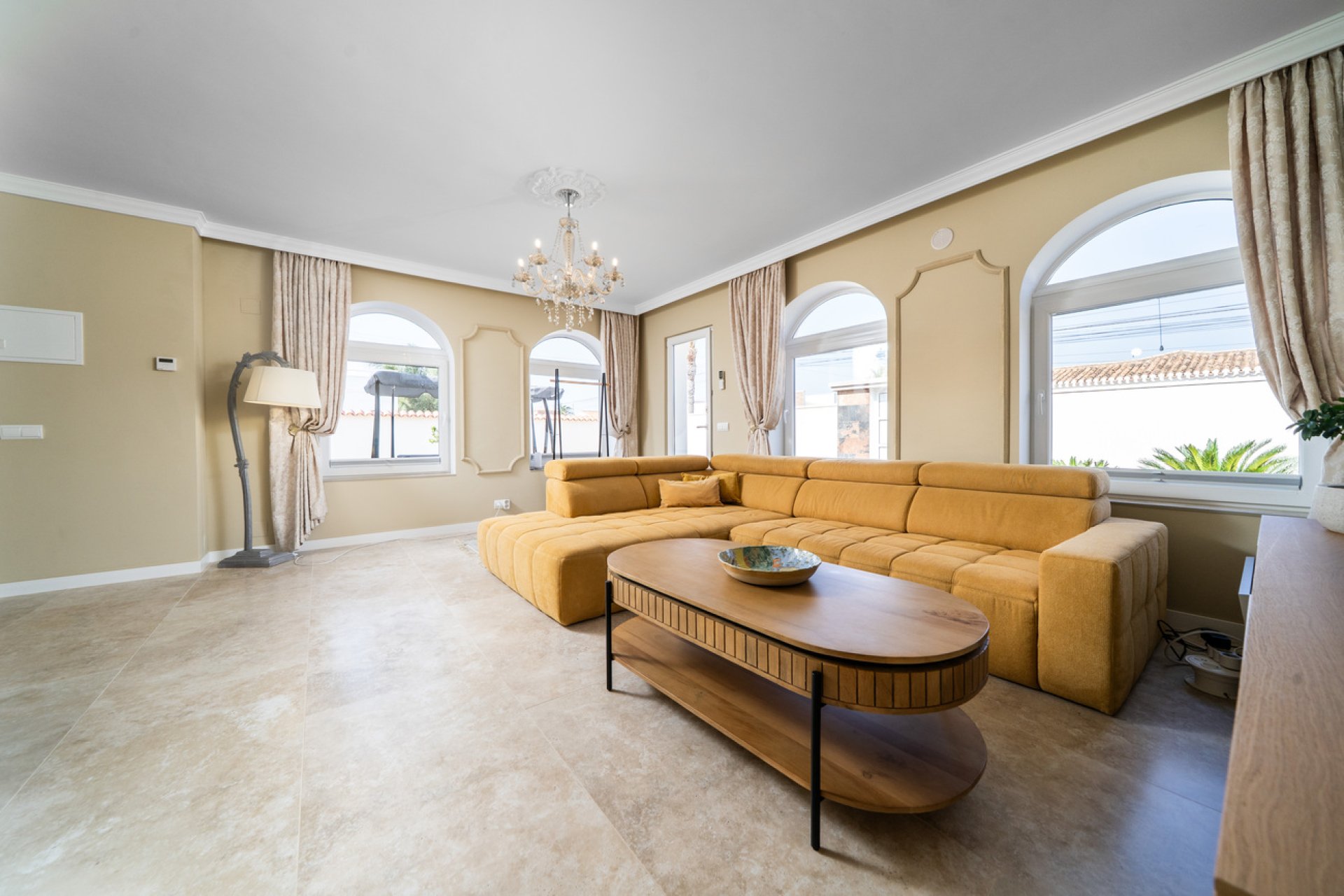 Revente - Villa -
Torrevieja - Torreta