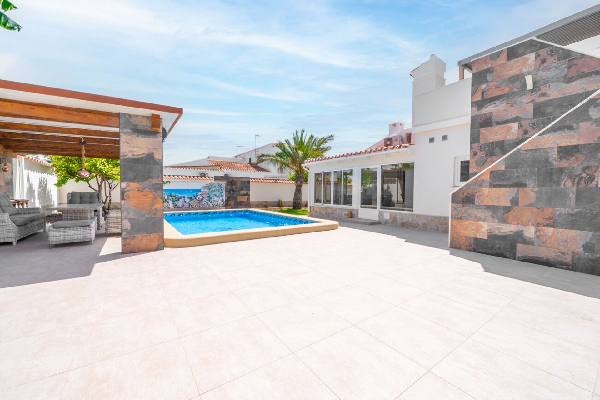 Revente - Villa -
Torrevieja - Torreta