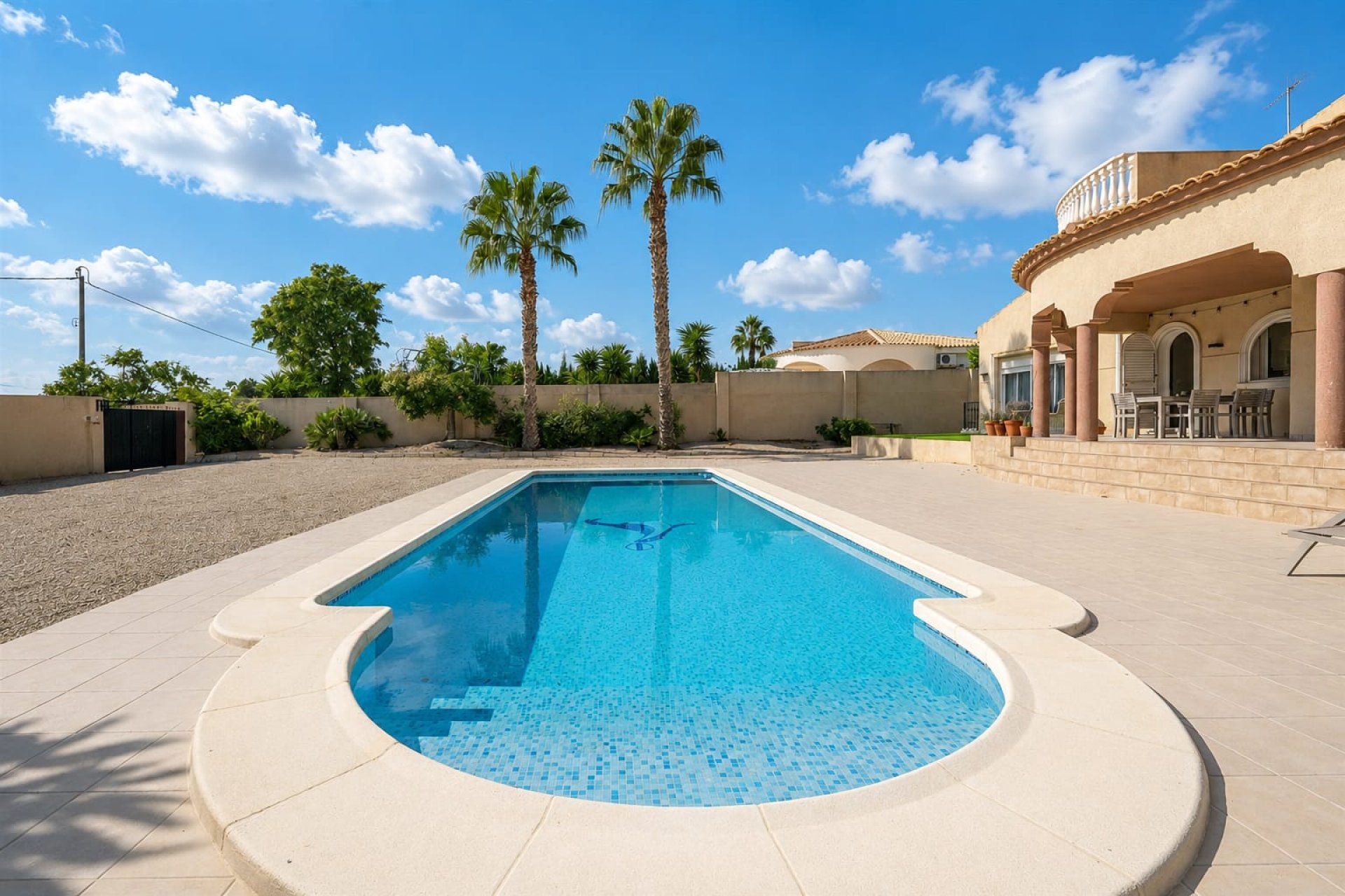 Revente - Villa -
Valle Del Sol - Inland