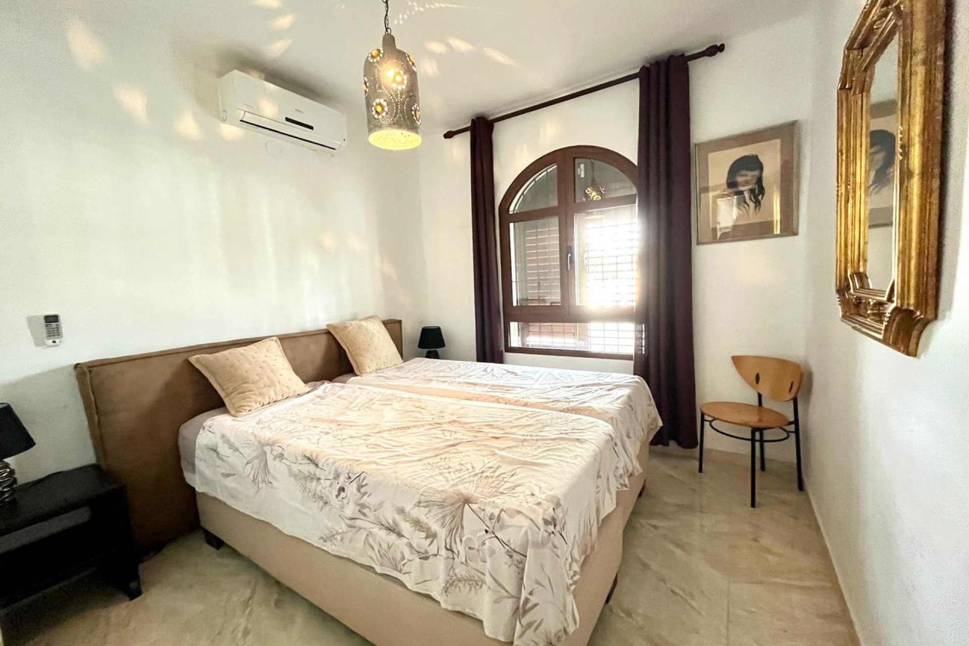 Revente - Villa -
Villamartin - Costa Blanca
