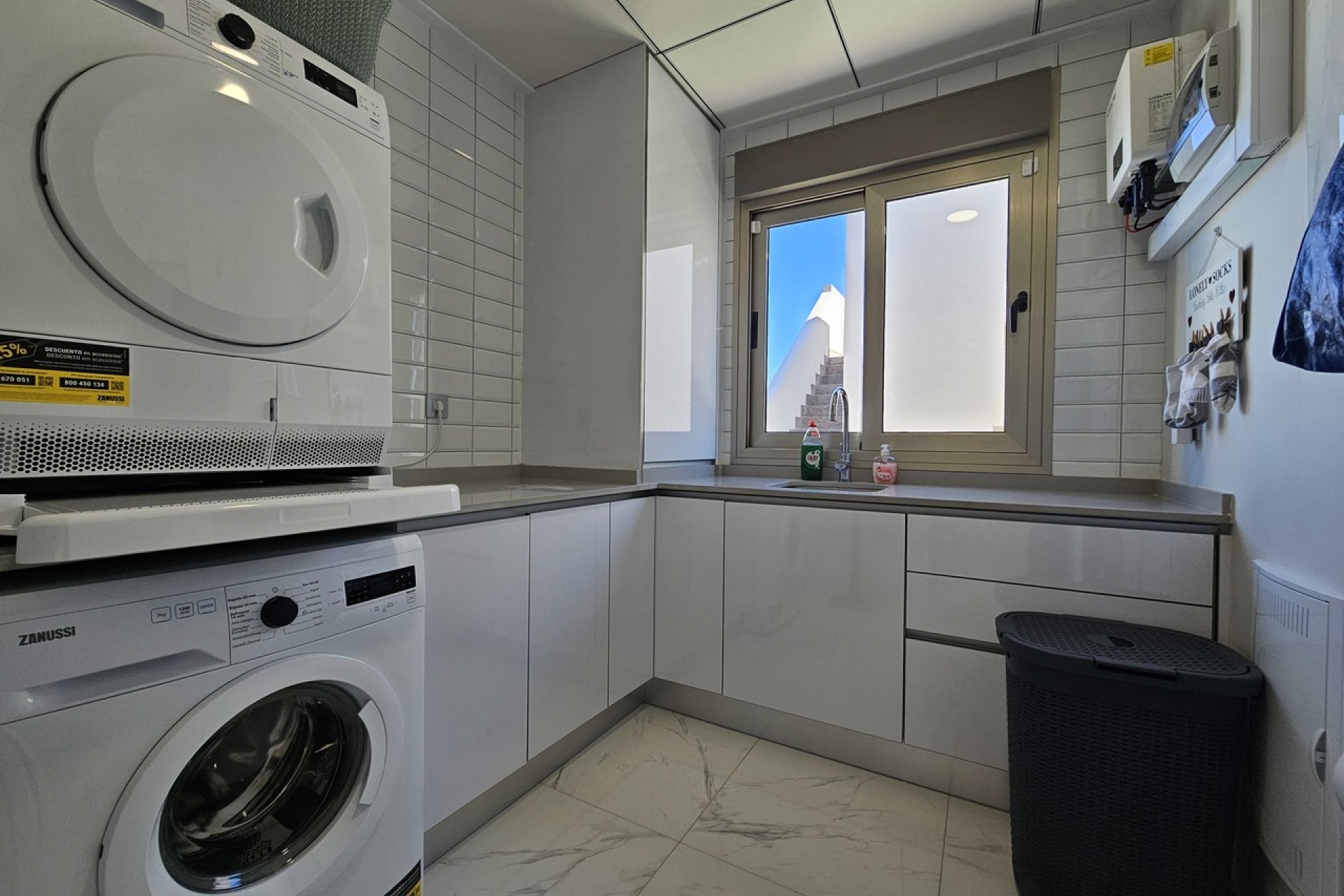 Revente - Villa -
Villamartin - Costa Blanca
