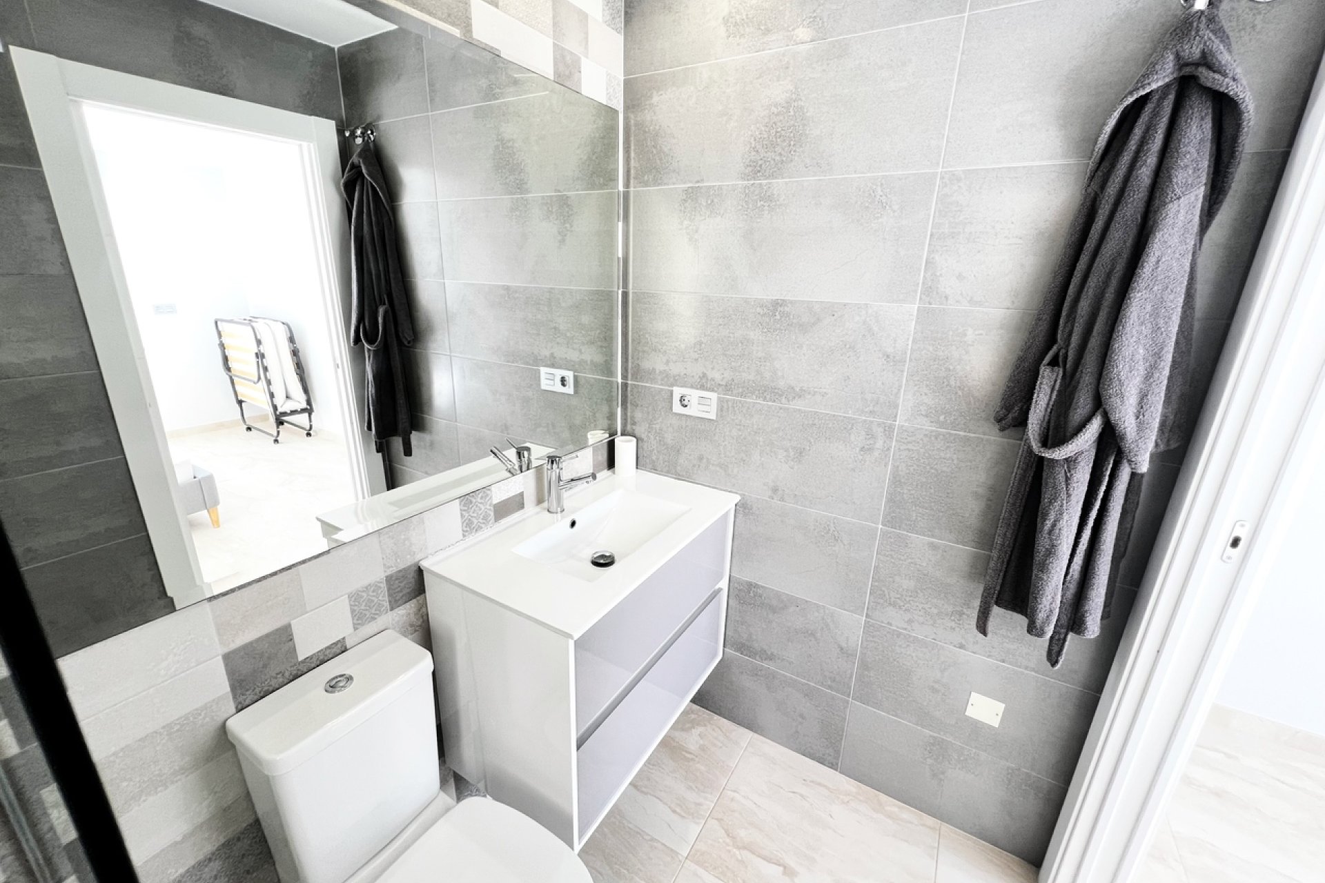 Revente - Villa -
Villamartin - Costa Blanca
