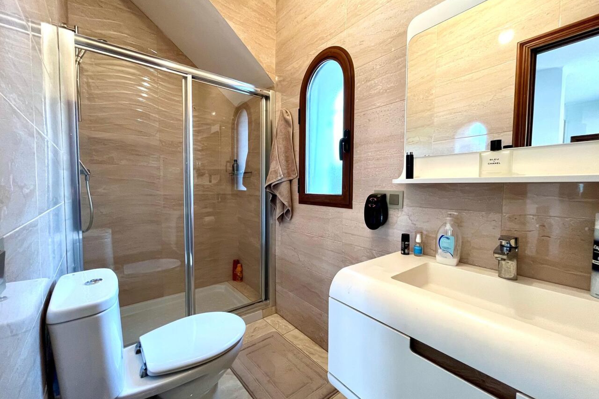 Revente - Villa -
Villamartin - Costa Blanca