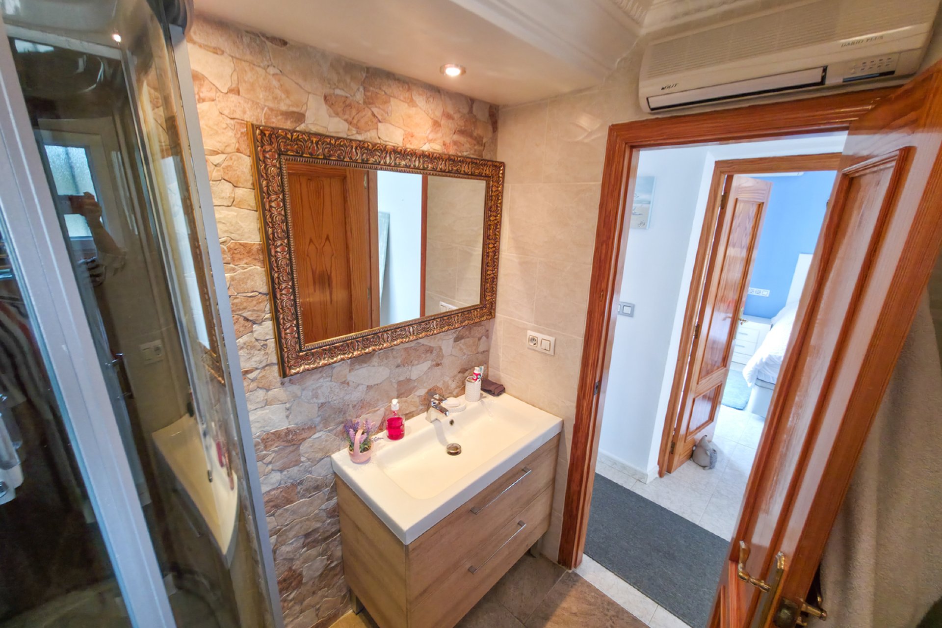 Revente - Villa -
Villamartin - Costa Blanca