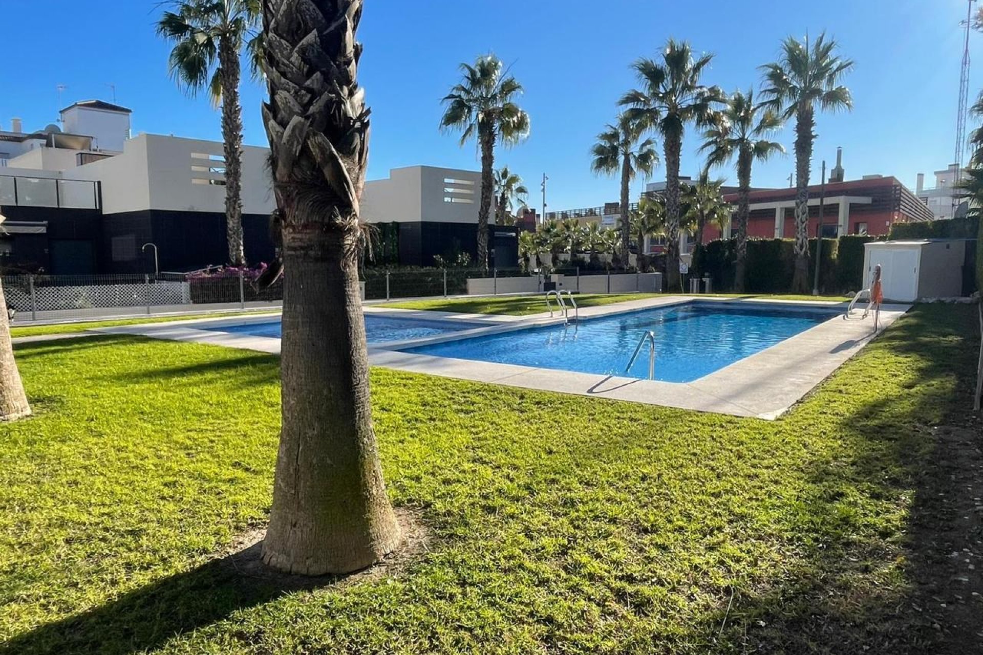 Revente - Villa -
Villamartin - Costa Blanca