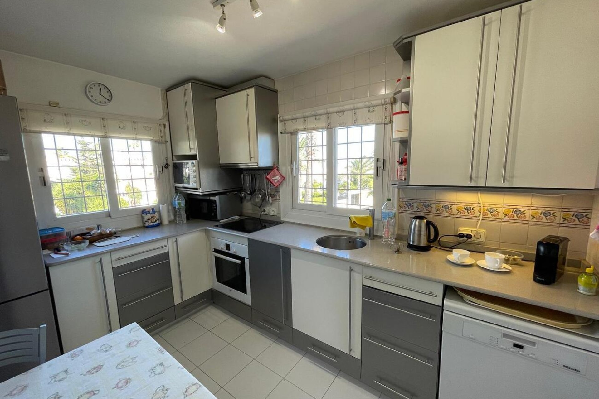 Revente - Villa -
Villamartin - Costa Blanca