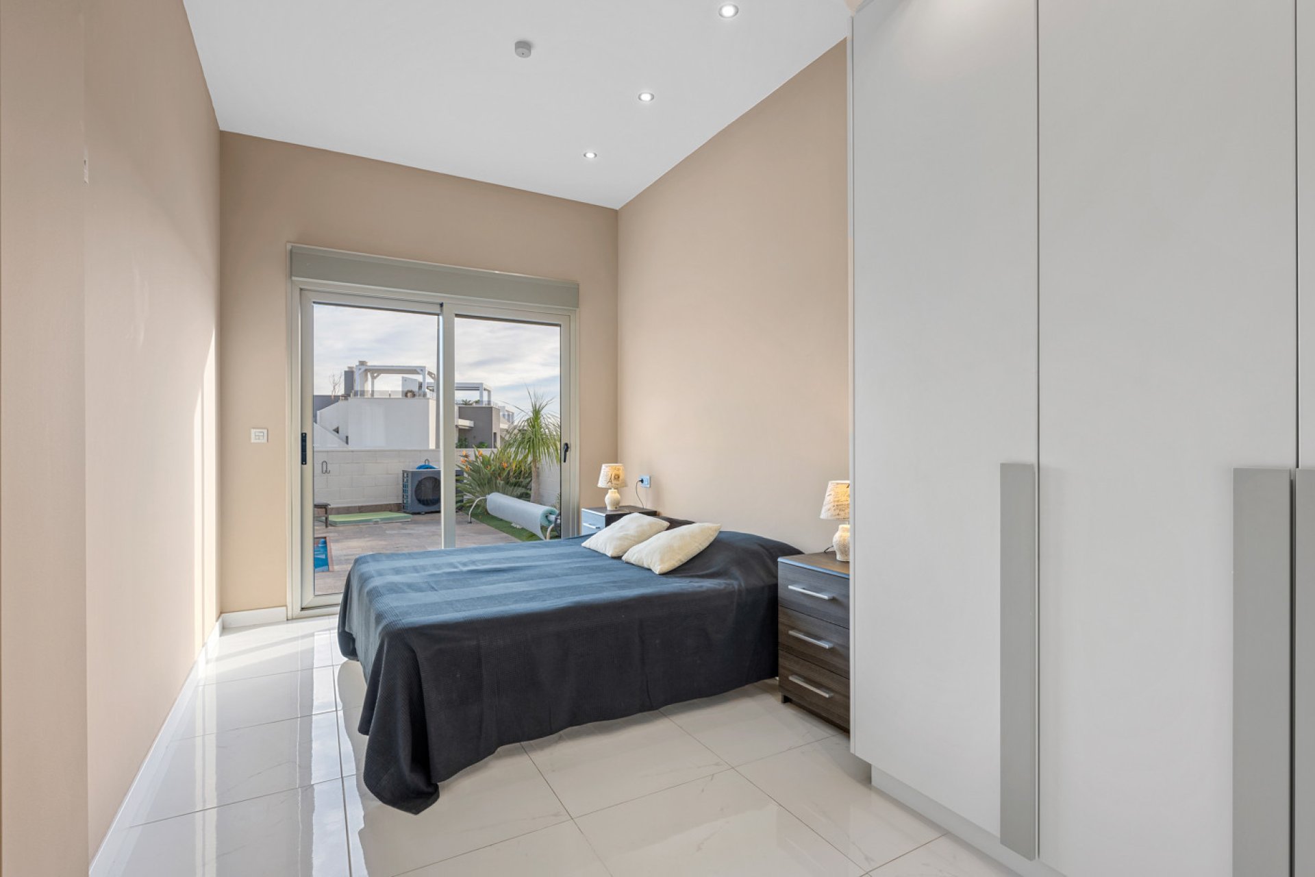 Revente - Villa -
Villamartin - Costa Blanca