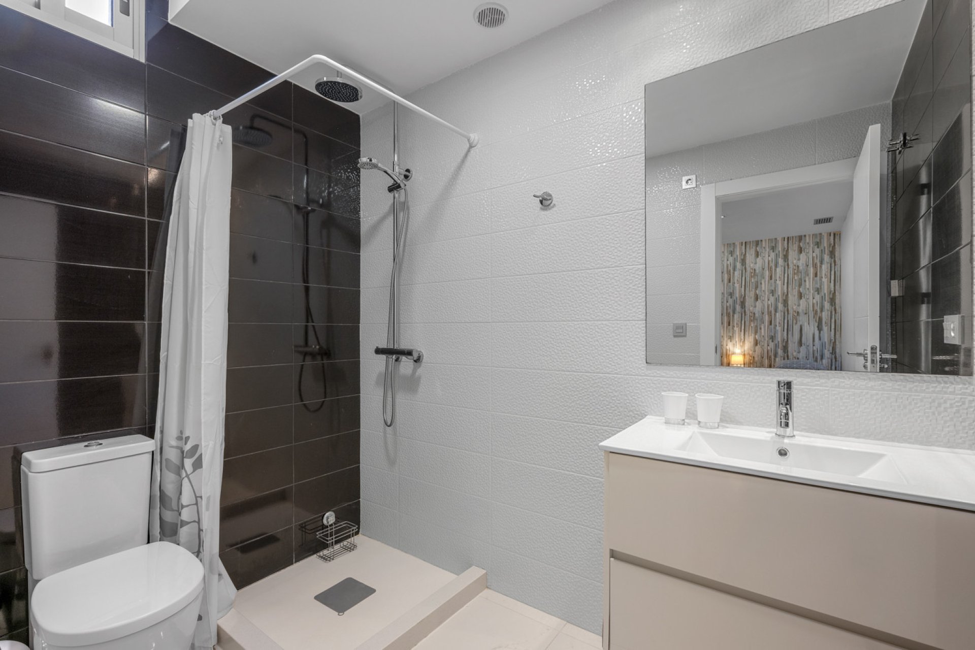 Revente - Villa -
Villamartin - Costa Blanca