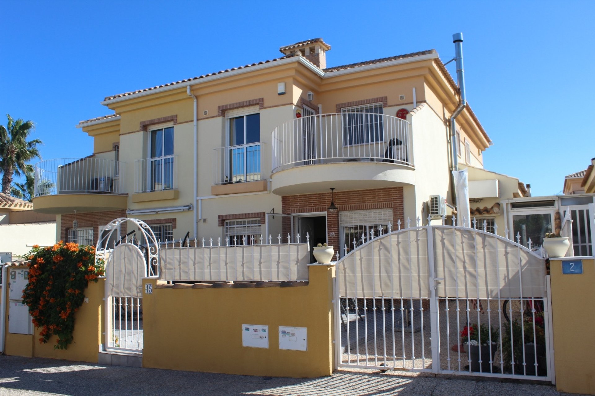 Revente - Villa -
Villamartin - Costa Blanca