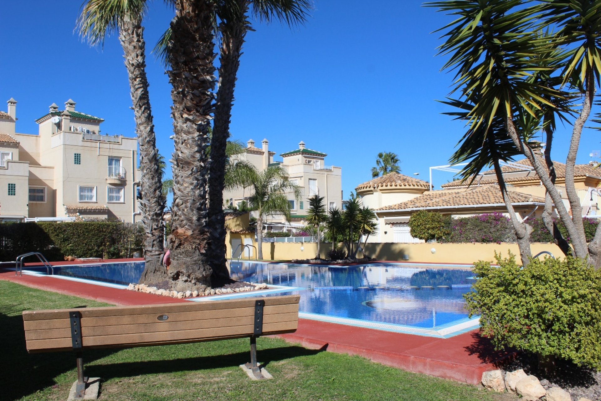 Revente - Villa -
Villamartin - Costa Blanca