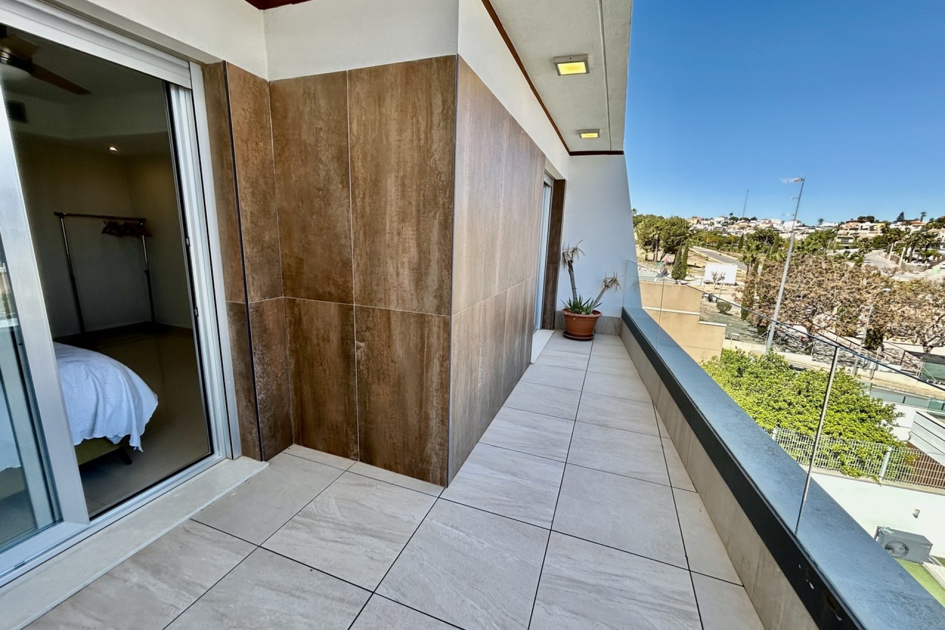 Revente - Villa -
Villamartin - Costa Blanca