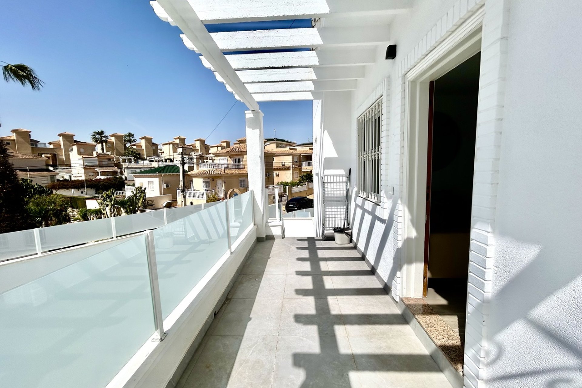 Revente - Villa -
Villamartin - Costa Blanca