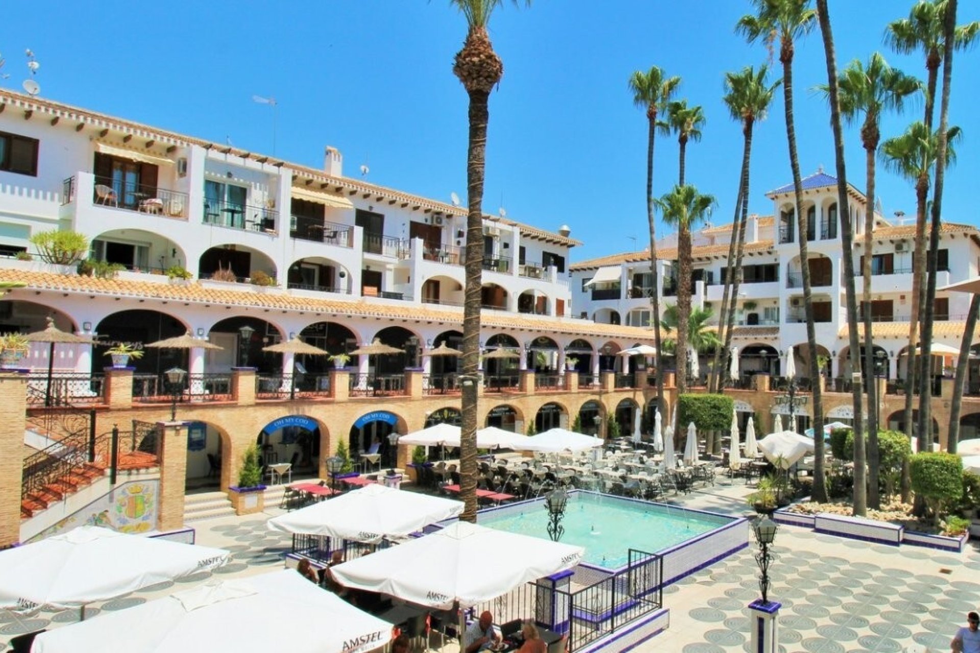 Revente - Villa -
Villamartin - Costa Blanca