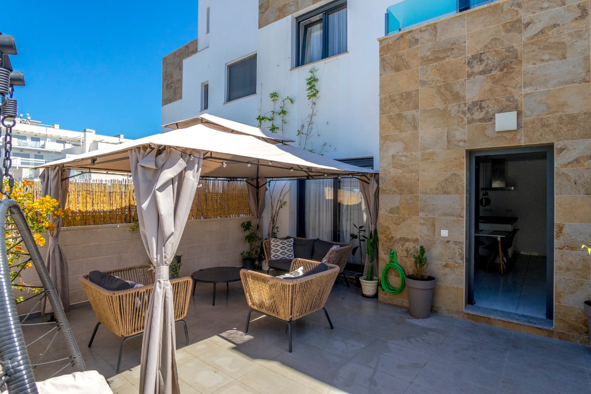 Revente - Villa -
Villamartin - Costa Blanca