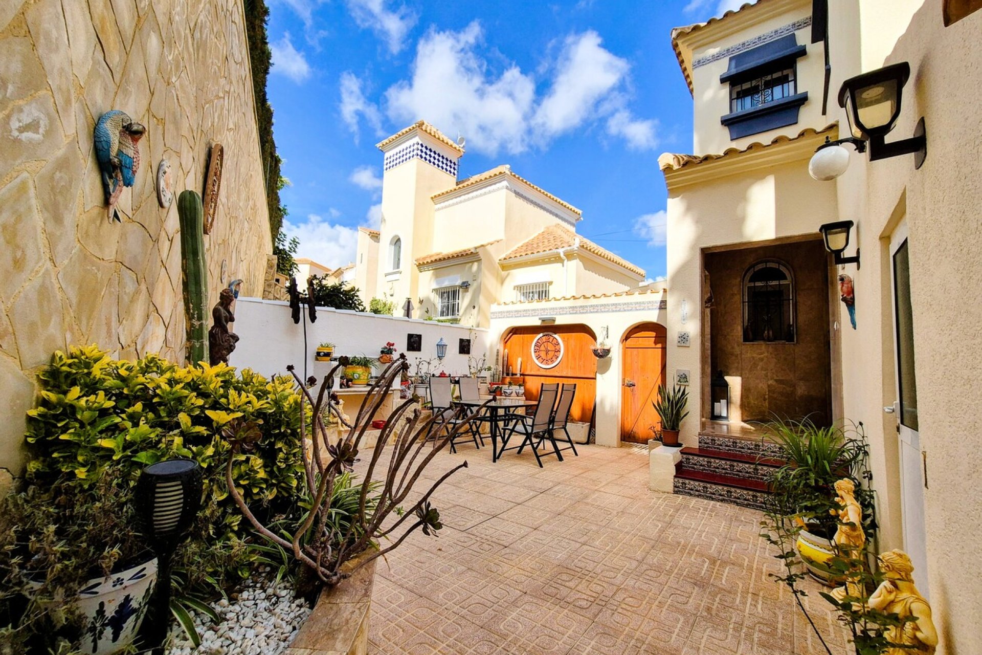 Revente - Villa -
Villamartin - Costa Blanca