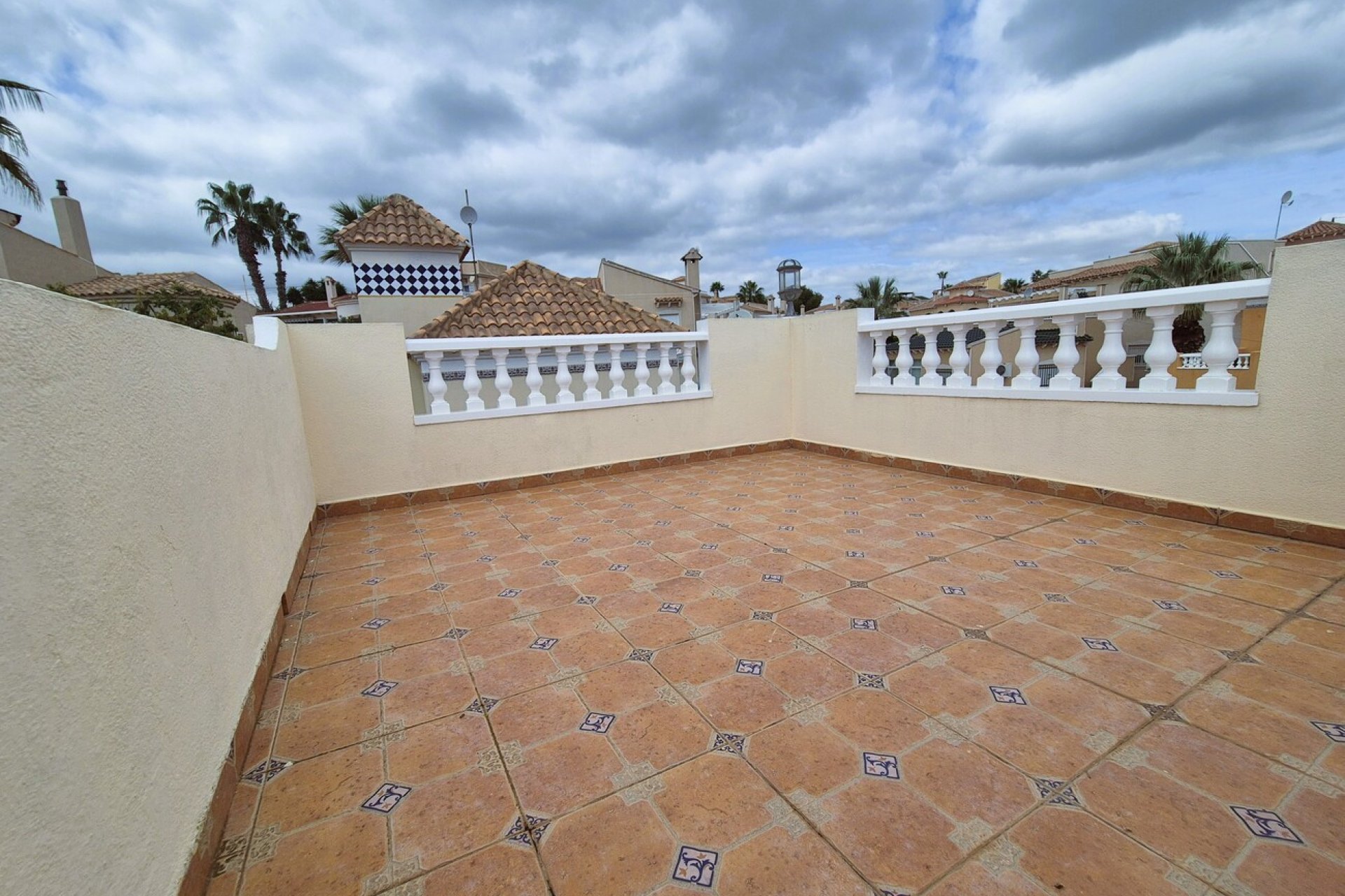 Revente - Villa -
Villamartin - Costa Blanca