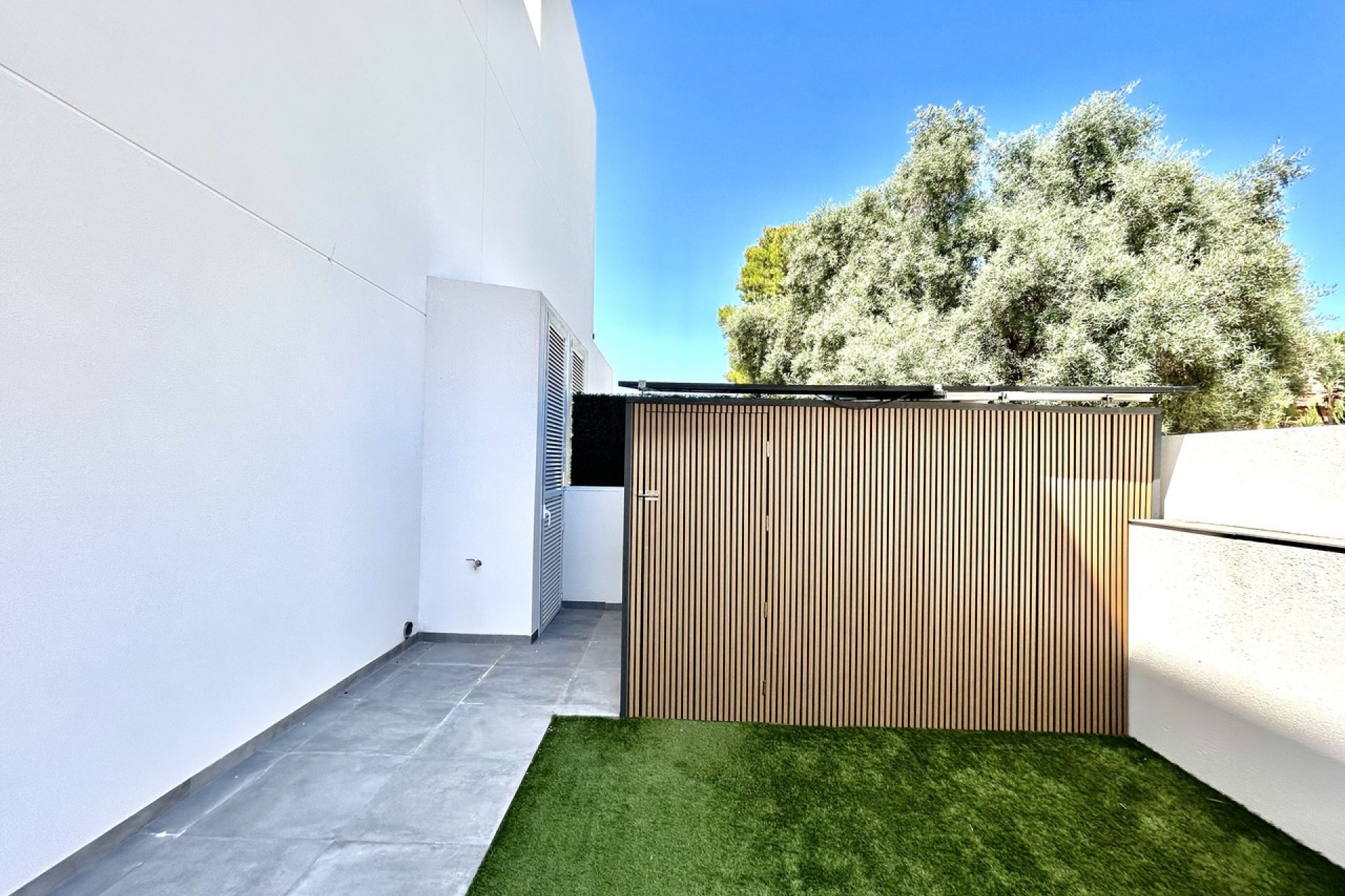 Revente - Villa -
Villamartin - Costa Blanca